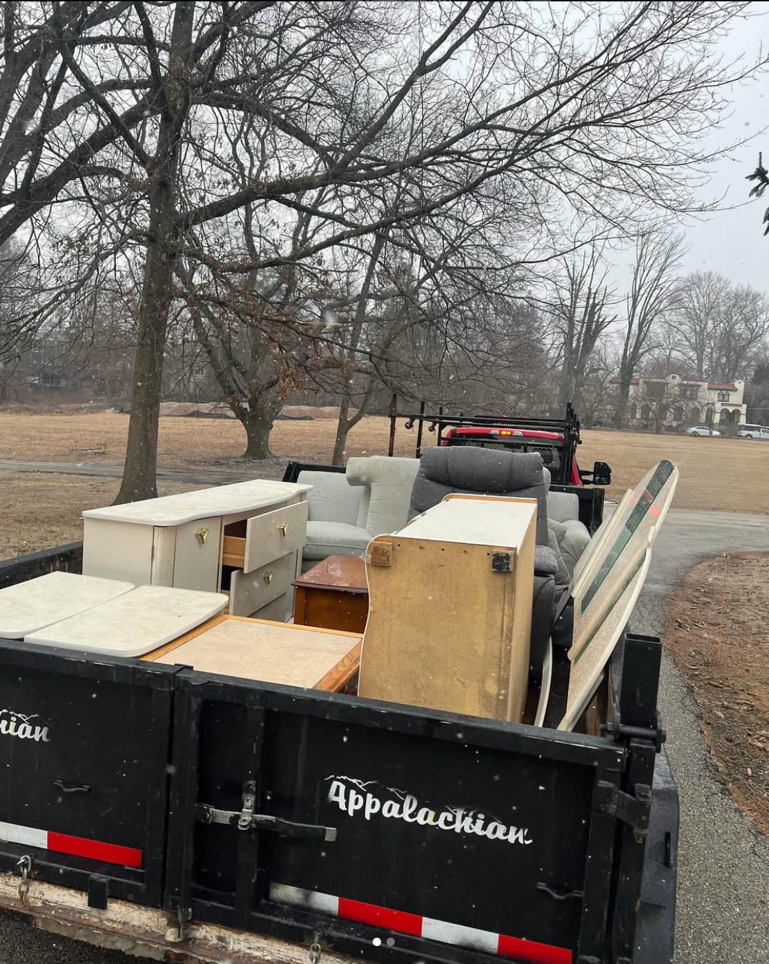Dave's Hauling Hero Image